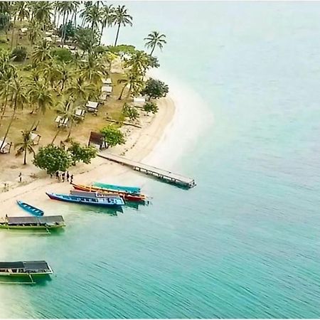 Pulau Mahitam Resort & Cottage By Hotelku Menango Exteriör bild