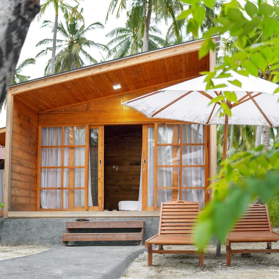 Pulau Mahitam Resort & Cottage By Hotelku Menango Exteriör bild