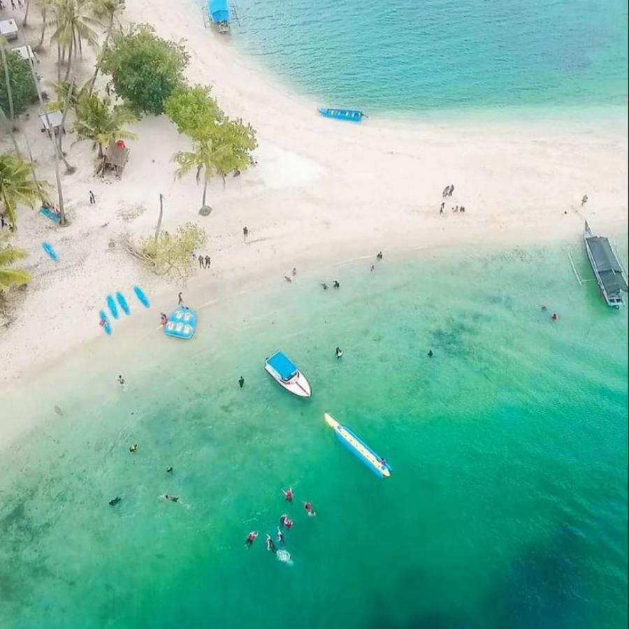 Pulau Mahitam Resort & Cottage By Hotelku Menango Exteriör bild